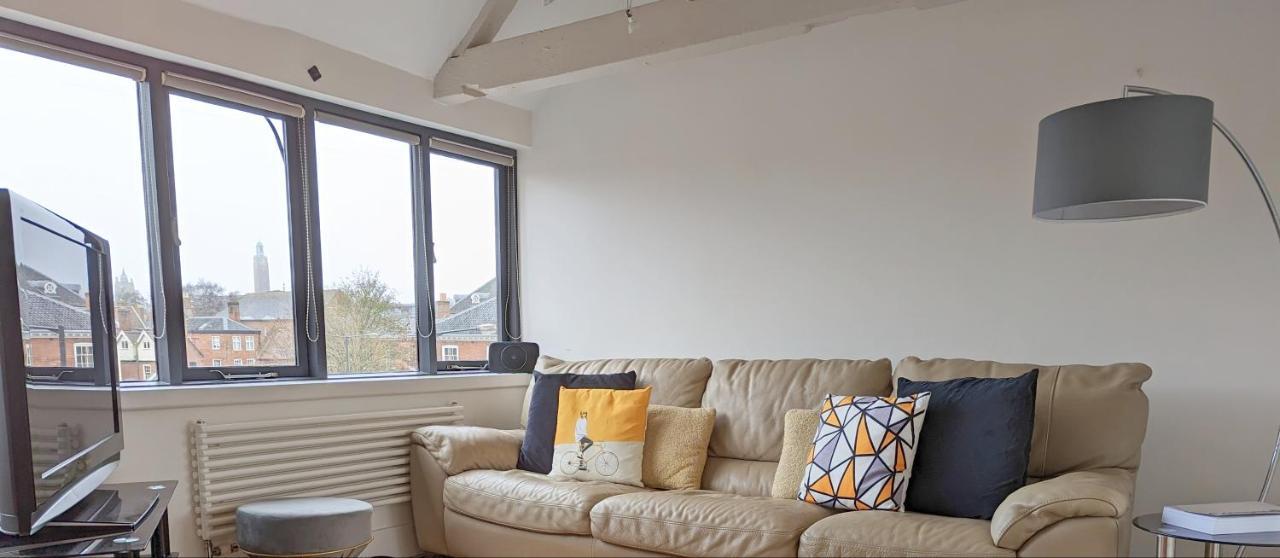 Contractor And Family Friendly Grade II Townhouse- 3 Bedrooms- Free Parking Норвич Экстерьер фото